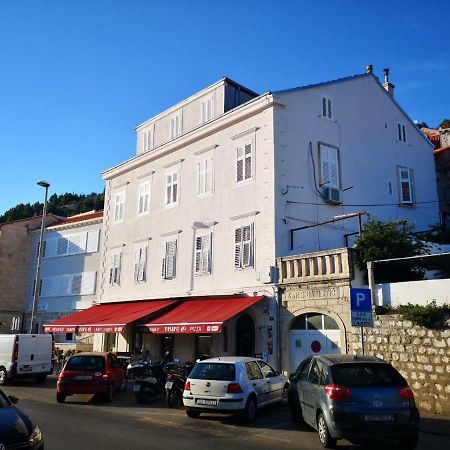Main Bus Station Rooms Dubrovnik Exterior photo